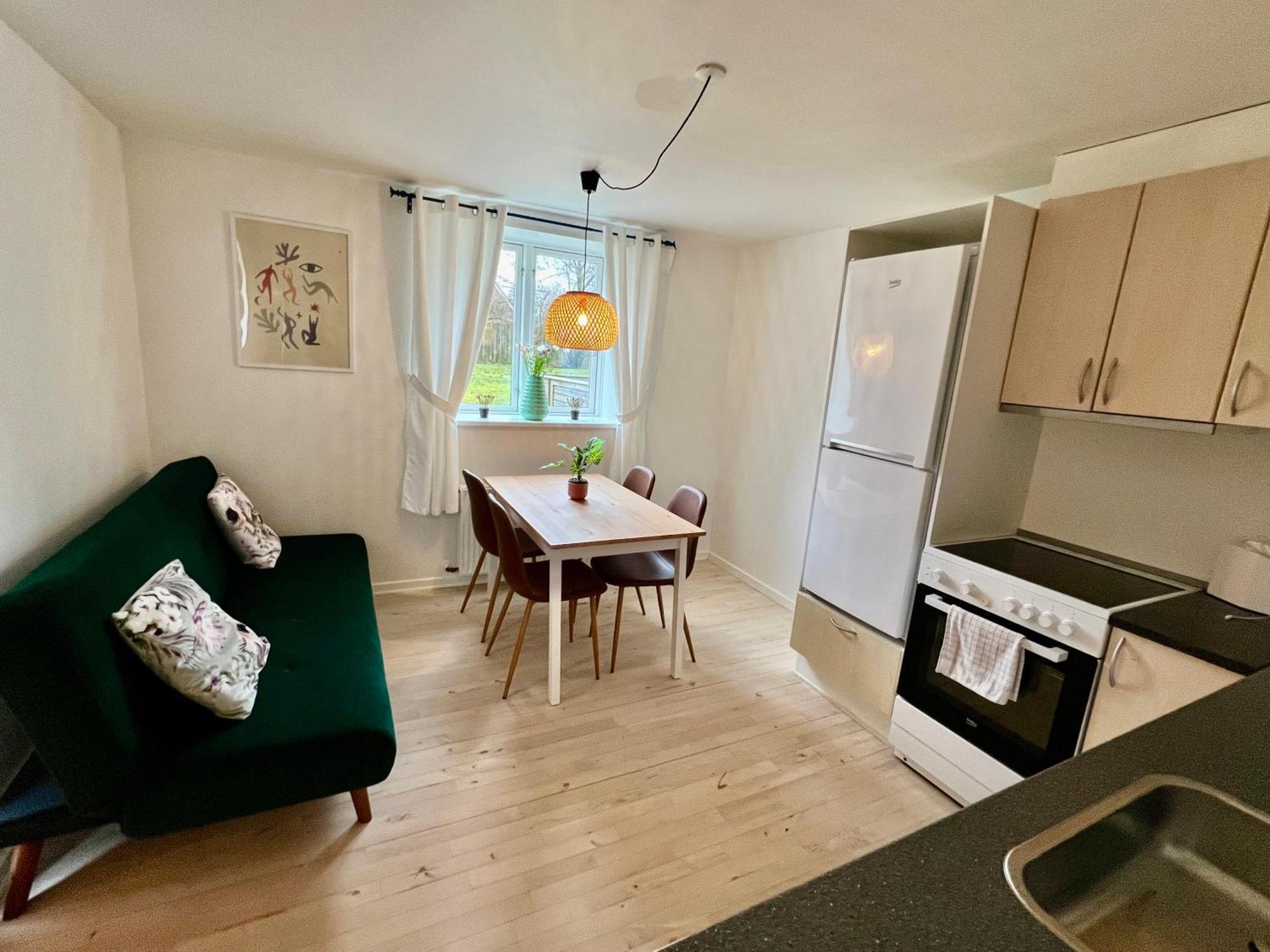 5 Minute Walk To Lego House - 50M2 Apartment With Garden / A Unit Billund Buitenkant foto