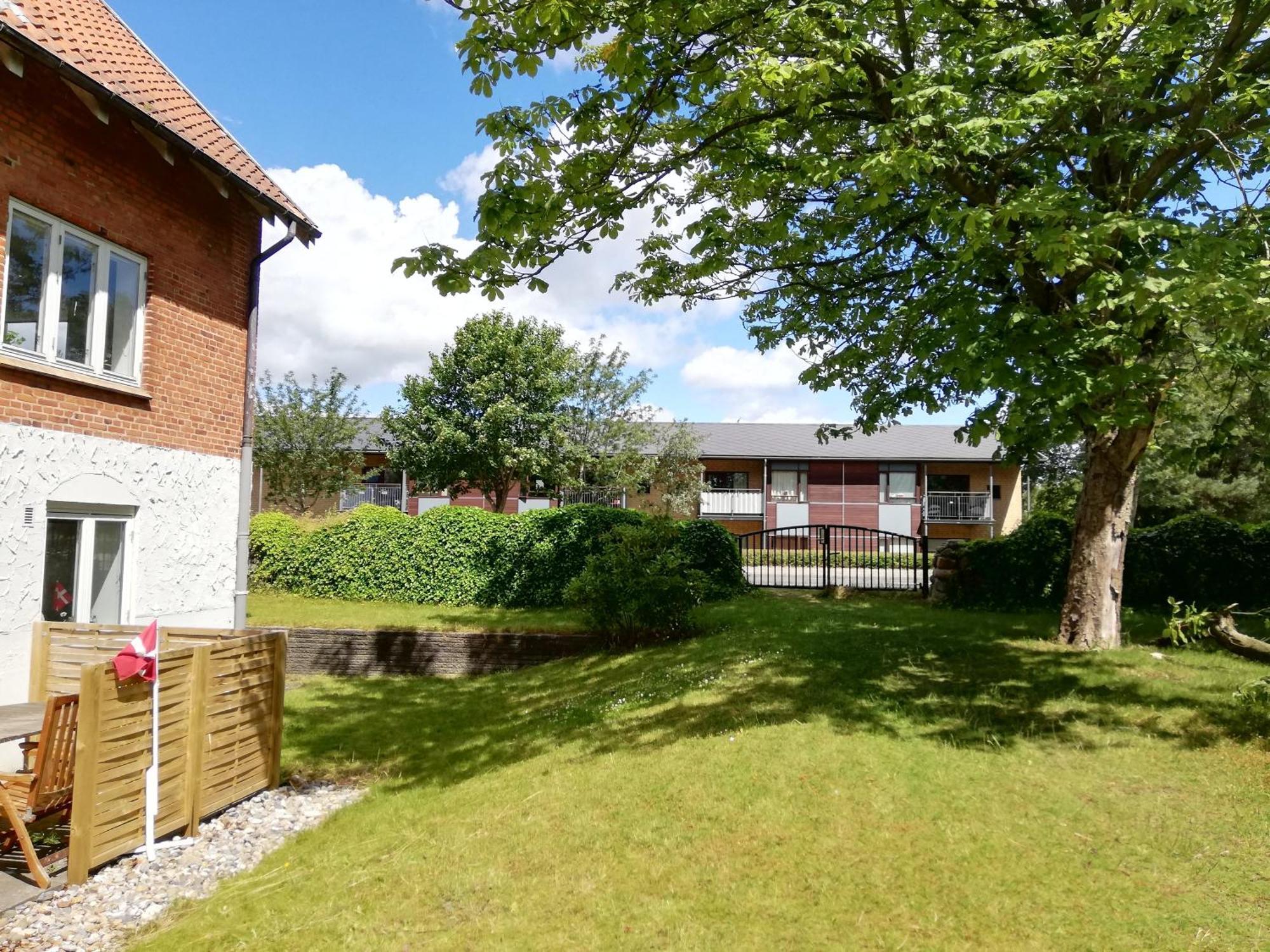 5 Minute Walk To Lego House - 50M2 Apartment With Garden / A Unit Billund Buitenkant foto
